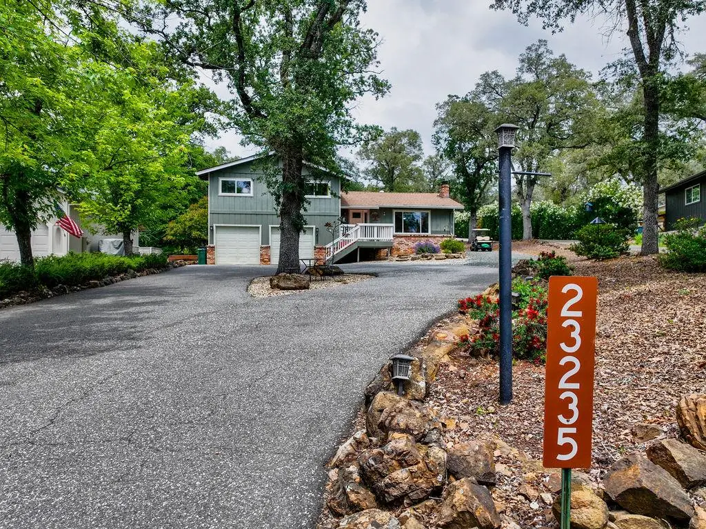 23235 Broadmoor Ct., Auburn, CA 95602 - #1