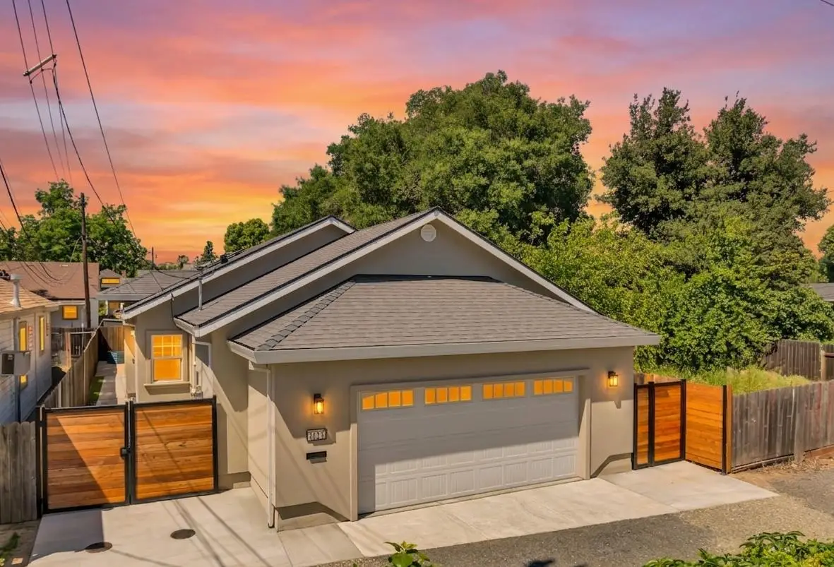 3025 7th Avenue, Sacramento, CA 95817 - #1