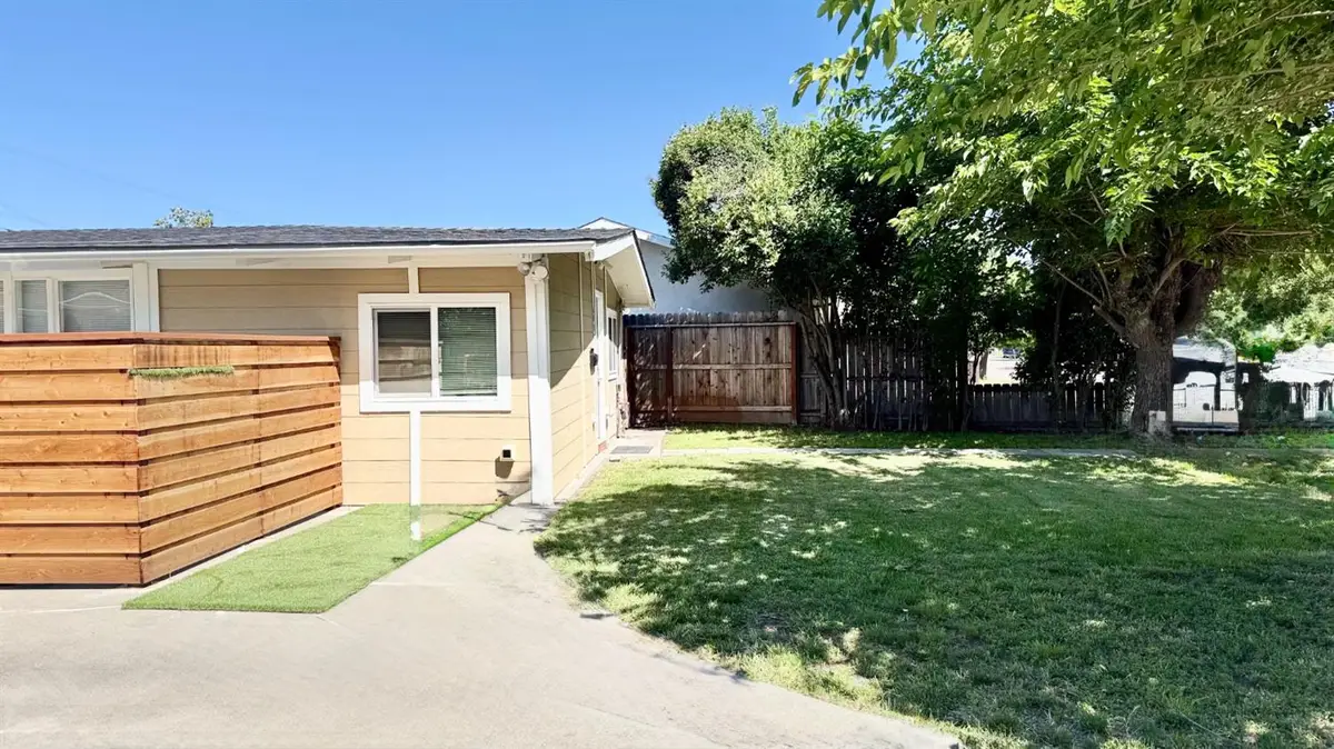 6015 N Alturas Avenue, Stockton, CA 95207 - #1