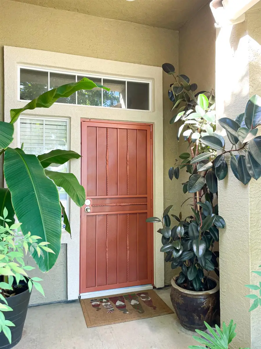 8618 Shasta Lily Drive, Elk Grove, CA 95624 - #3