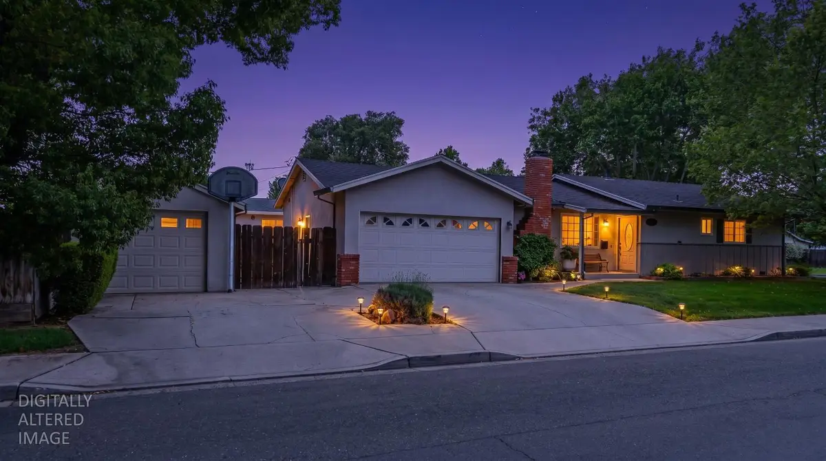 550 Bell Street, Turlock, CA 95380 - #1