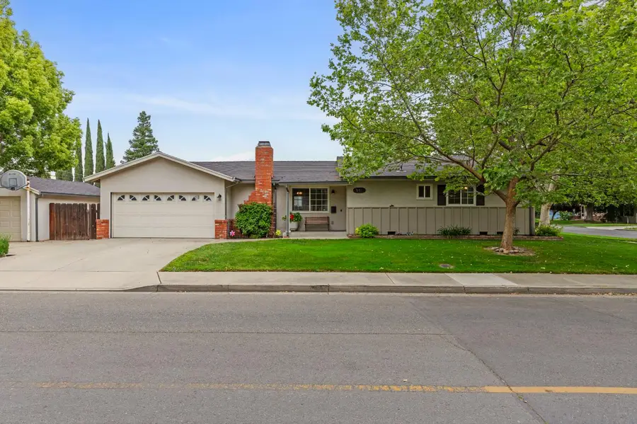 550 Bell Street, Turlock, CA 95380 - #2