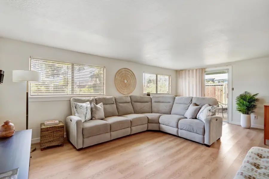 1669 Bowling Green Drive, Sacramento, CA 95815 - #3