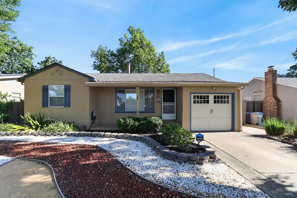 21 Southwood Drive, Woodland, CA 95695 - #1