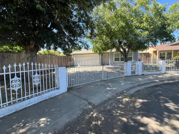 513 Algen Court, Modesto, CA 95358
