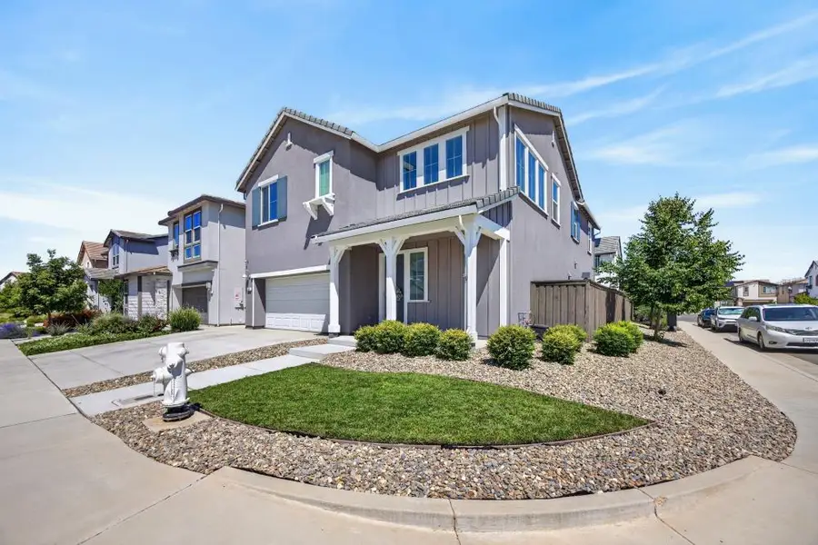 8247 Blue Coral Avenue, Elk Grove, CA 95757 - #3