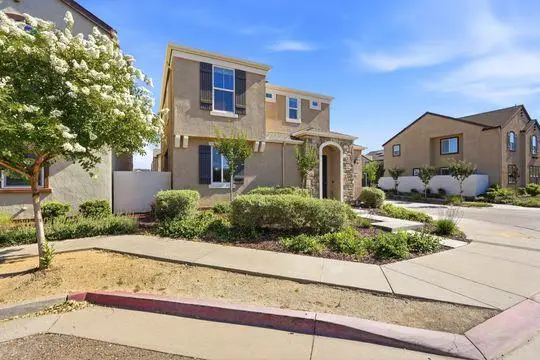 1057 Provence Village Drive, Roseville, CA 95747