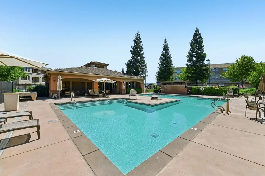 900 Moon Circle #911, Folsom, CA 95630 - #2