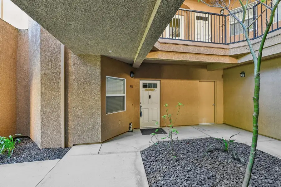 900 Moon Circle #911, Folsom, CA 95630 - #3