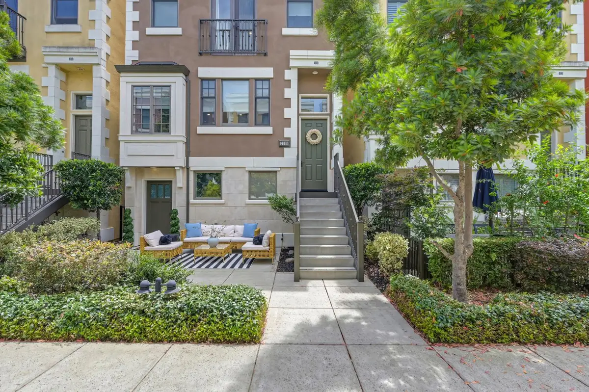 2010 Vizcaya Walk, Sacramento, CA 95818 - #1