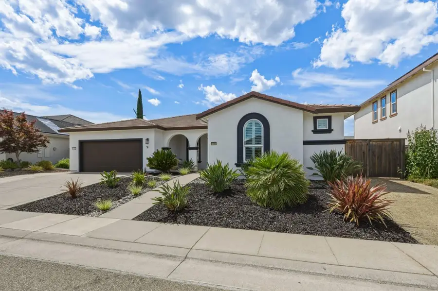 5002 Heather Ranch Way, Rancho Cordova, CA 95742 - #2