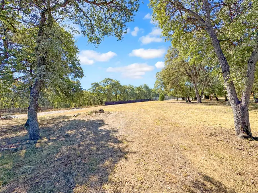 6320 Cypress Court, Auburn, CA 95602 - #2