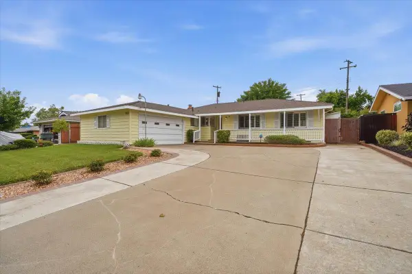 6207 Rushmore Drive, Sacramento, CA 95842