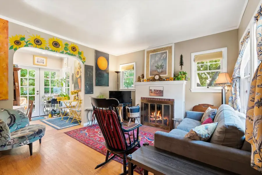 4504 H Street, Sacramento, CA 95819 - #3