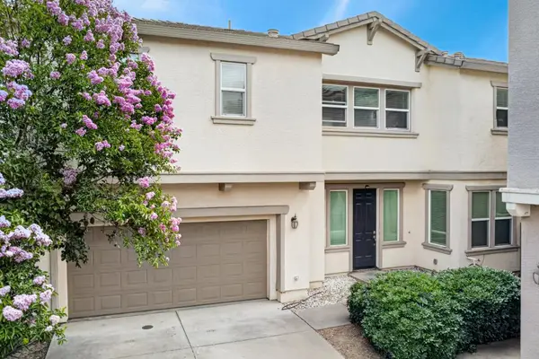 1886 Mammoth Way, Sacramento, CA 95834