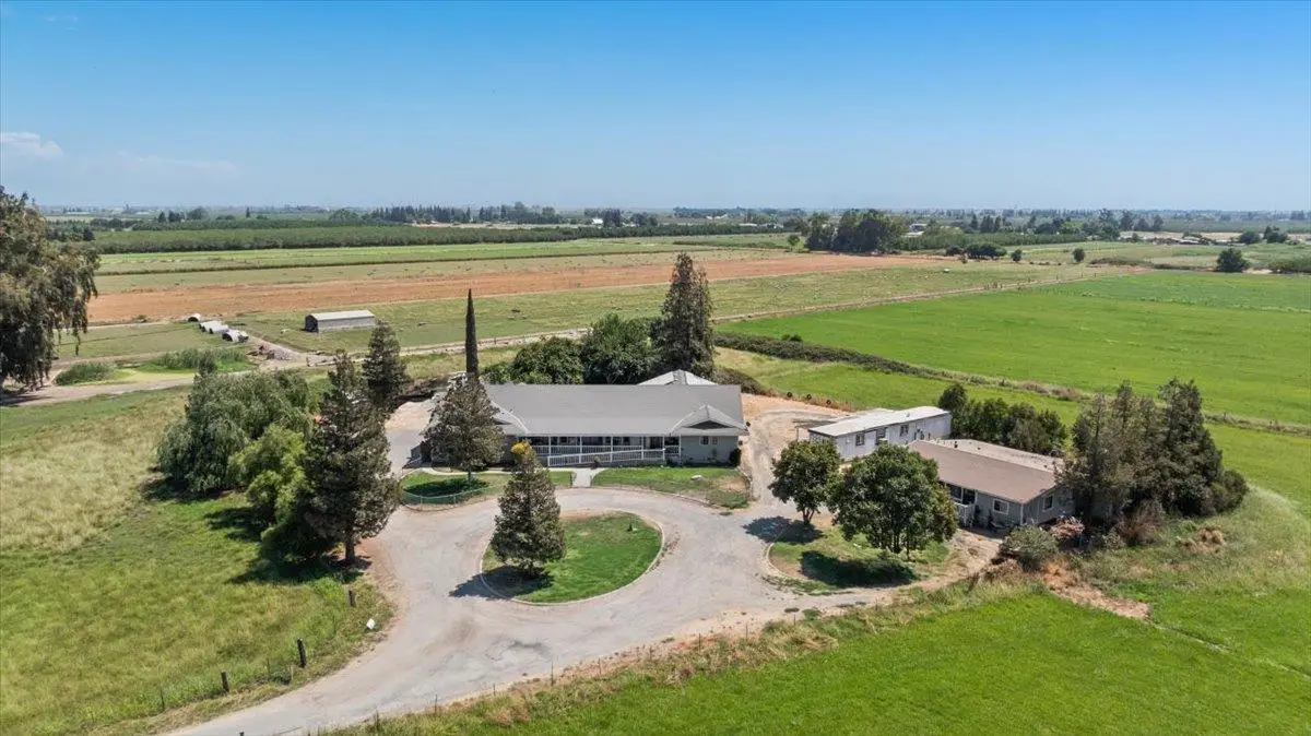 25832 Magnolia Road, Escalon, CA 95320 - #1