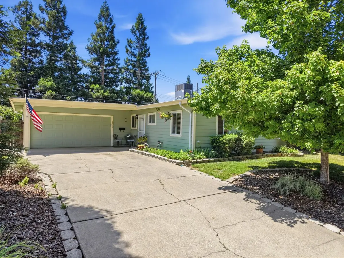 3701 Chamberlain Way, Carmichael, CA 95608 - #1