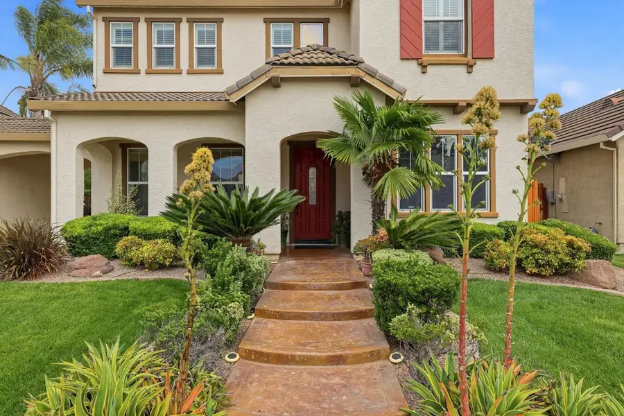 10413 Danichris Way, Elk Grove, CA 95757 - #2