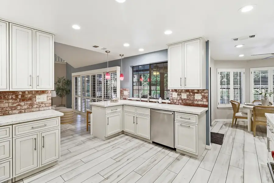9411 Leal Court, Elk Grove, CA 95758 - #2