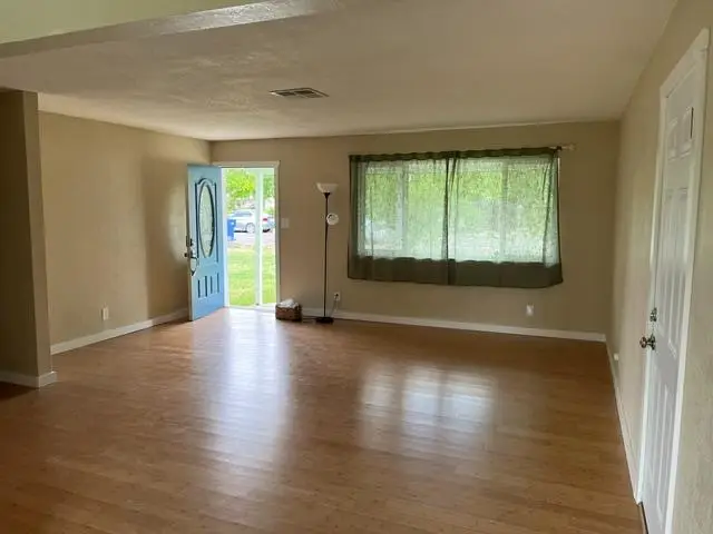 6907 7th Avenue, Rio Linda, CA 95673 - #3