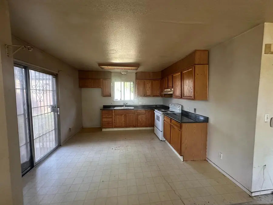 1640 E Scotts Avenue, Stockton, CA 95205 - #3