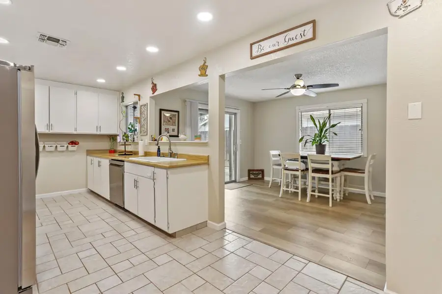 757 Clemens Court, Ripon, CA 95366 - #3