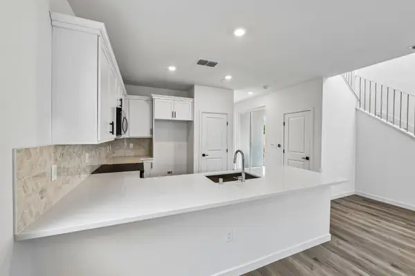 6449 Ventris Walk, Sacramento, CA 95823