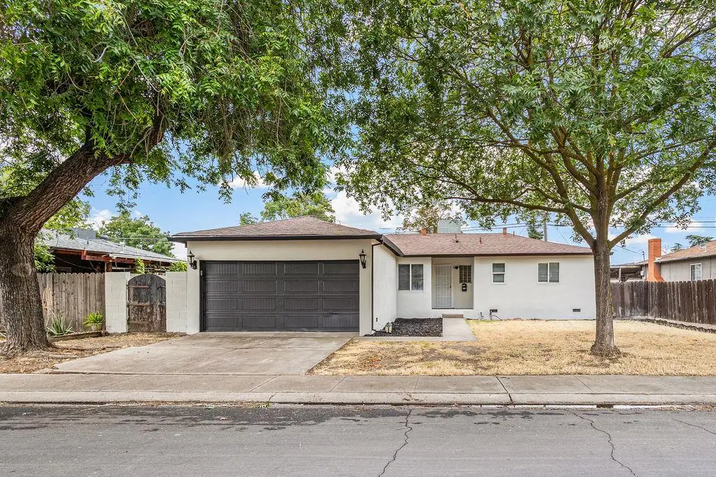 2105 Norman Way, Modesto, CA 95350 - #1