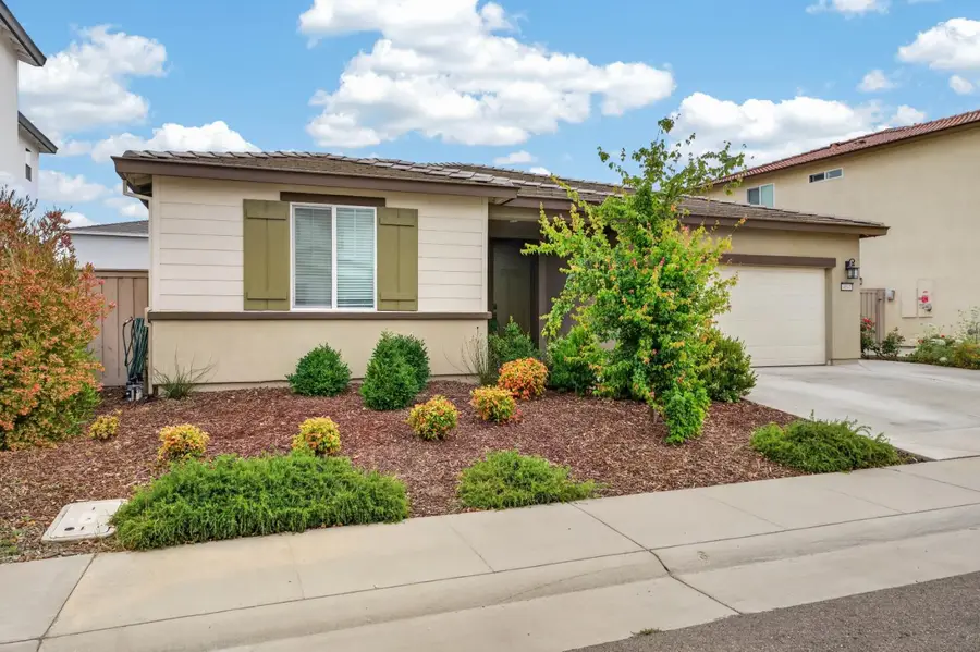 4041 Expedition Lane, Roseville, CA 95747 - #3
