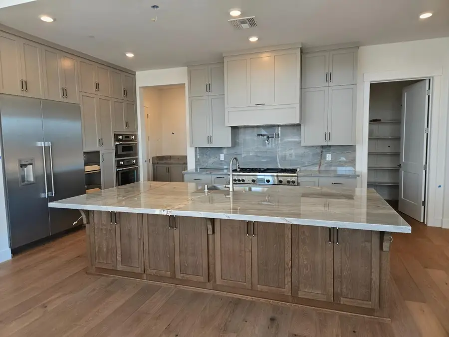 8565 Martin Andrew Circle, Roseville, CA 95747 - #3