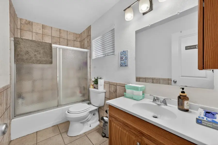 6204 Fennwood Court, Sacramento, CA 95831 - #3