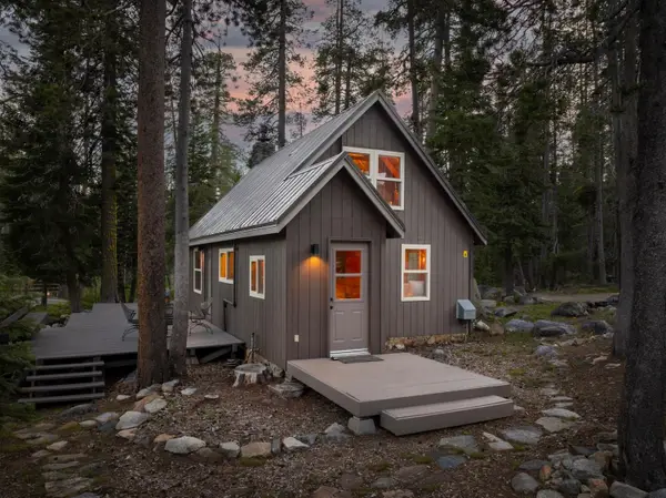 51498 Red Fir Drive, Soda Springs, CA 95728