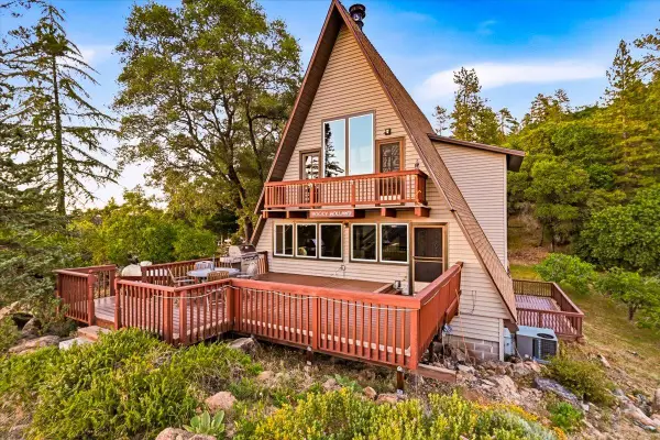 19235 Bumpy Road, Grass Valley, CA 95949