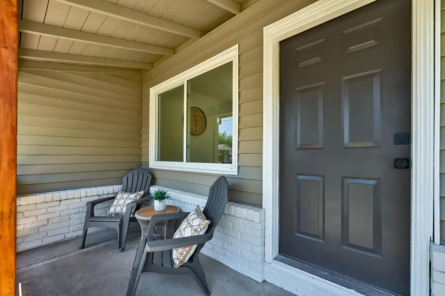 4490 Circuit Court, Rocklin, CA 95677 - #3