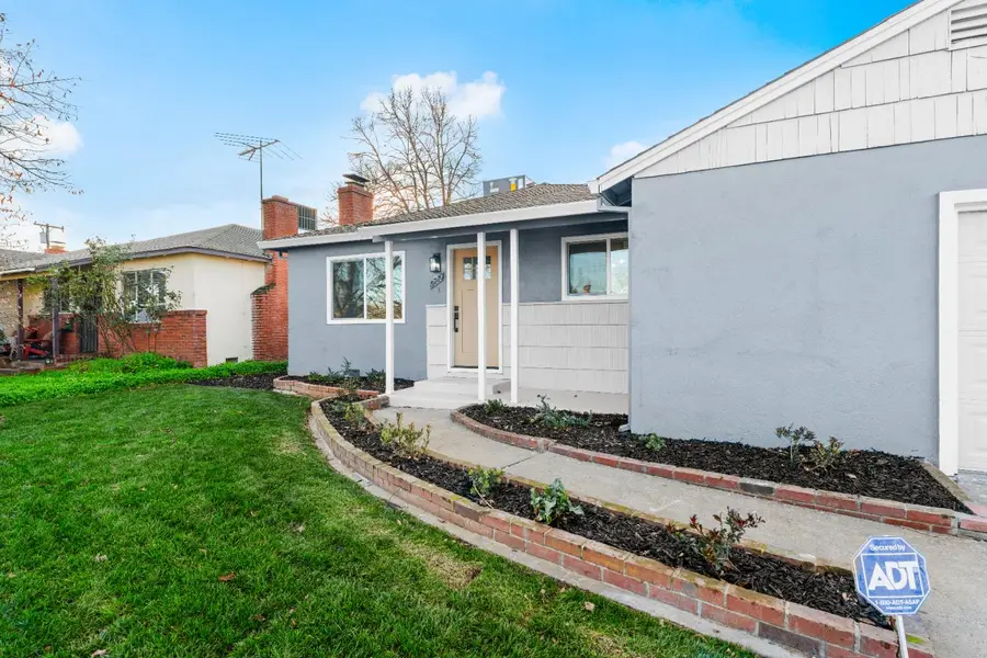 5210 71st Street, Sacramento, CA 95820 - #2