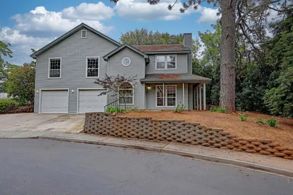 10016 Brentwood Circle, Auburn, CA 95603