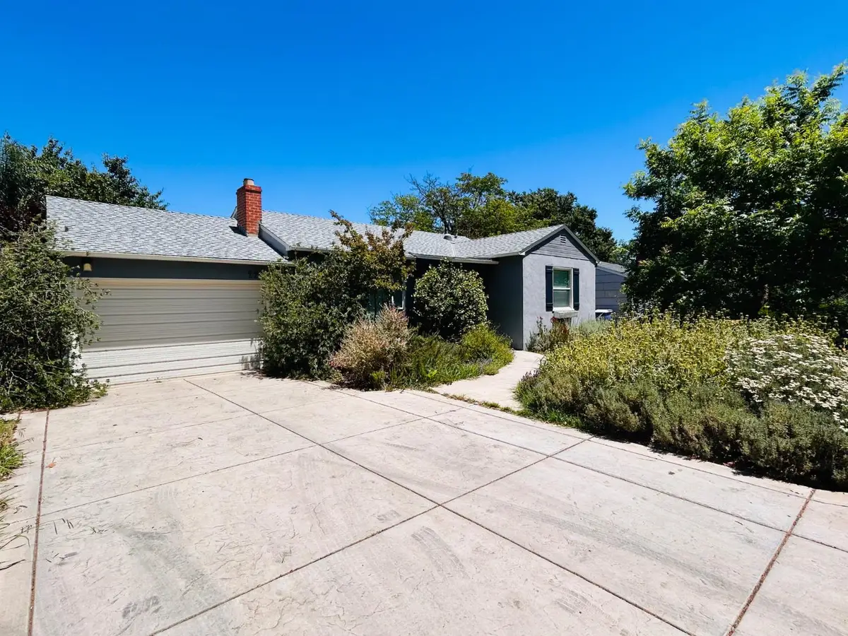 2261 Knight Way, Sacramento, CA 95822 - #1