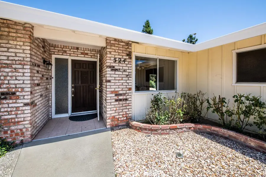 524 Woodside Drive, Woodland, CA 95695 - #3