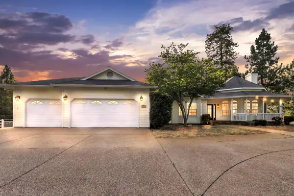 10460 Oak Canyon Dr, Penn Valley, CA 95946
