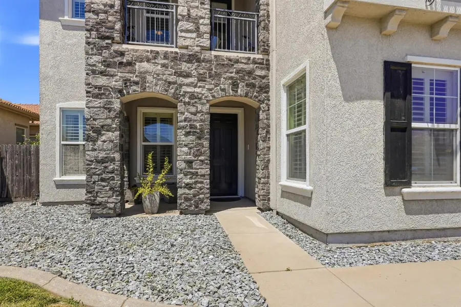 6813 Vilamoura Way, Elk Grove, CA 95757 - #2