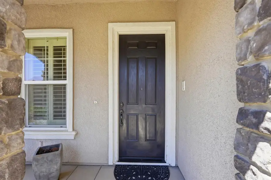 6813 Vilamoura Way, Elk Grove, CA 95757 - #3