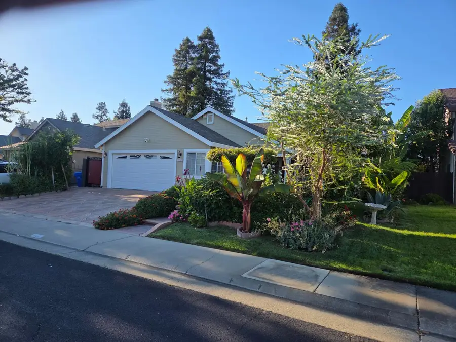 5131 Olivehurst Way, Elk Grove, CA 95758 - #3