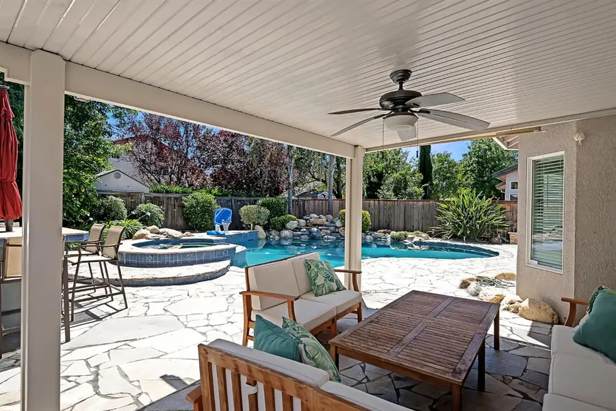 1806 N Bend Drive, Sacramento, CA 95835 - #2