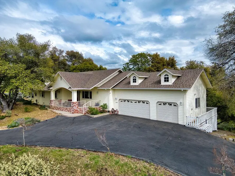 16455 Crestridge Avenue, Sonora, CA 95370 - #2