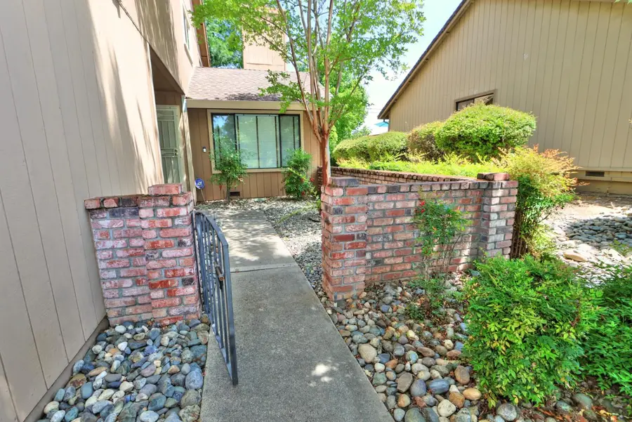 7046 San Altos Circle, Citrus Heights, CA 95621 - #2