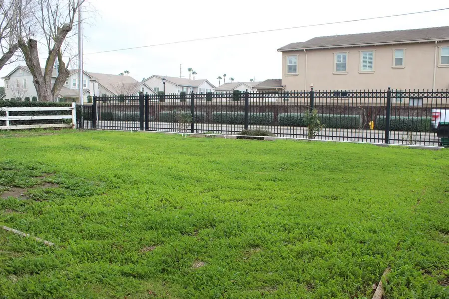 681 Taylor Road, Lodi, CA 95242 - #3