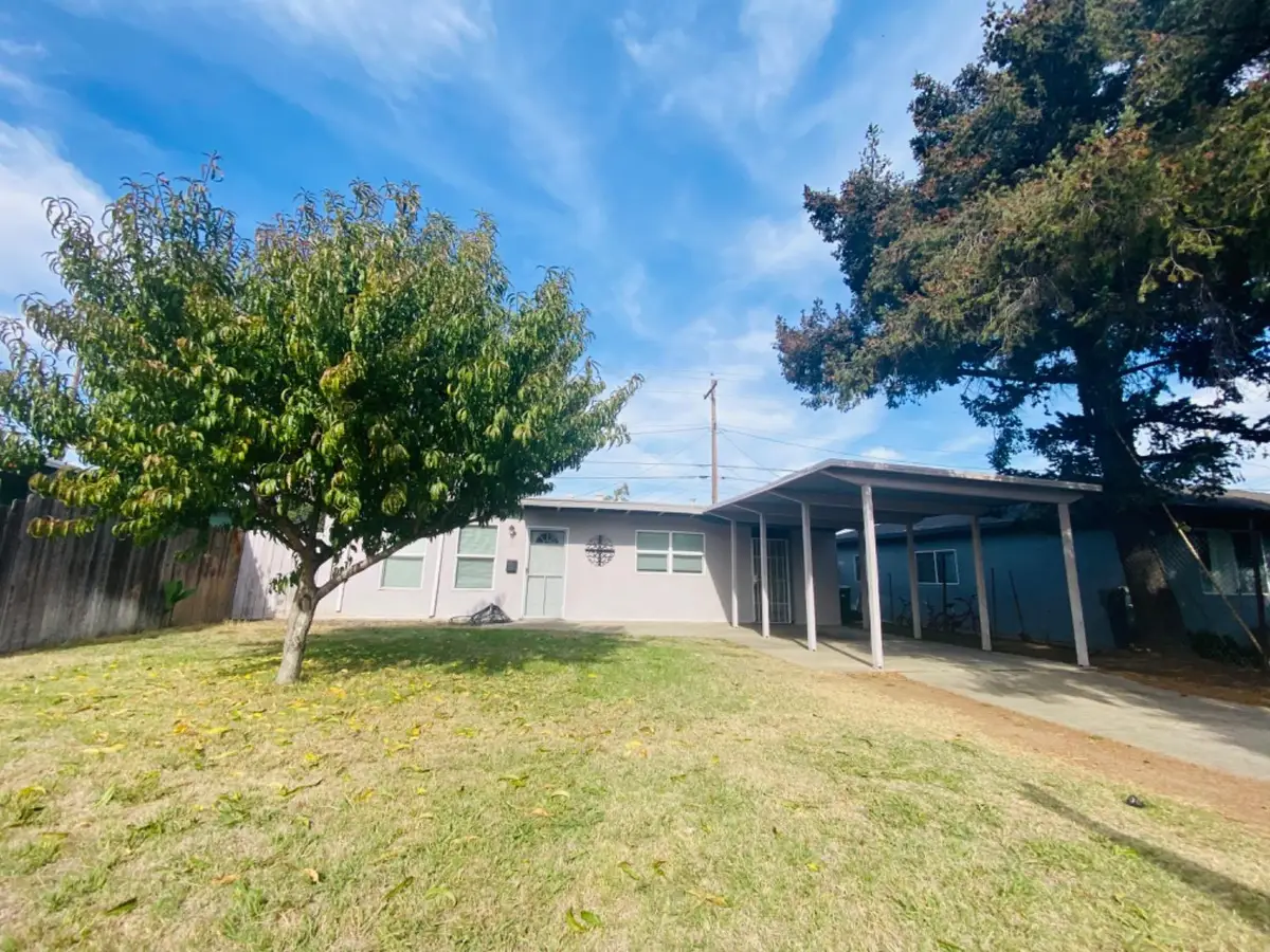 23 Lowe Street, Lodi, CA 95240 - #1