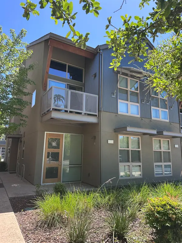 2736 5th Street #A, Davis, CA 95618