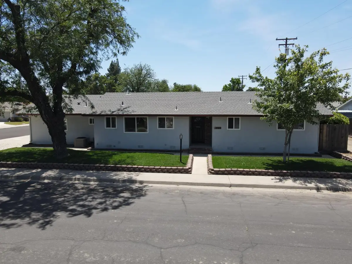 1128 Multnomah Drive, Modesto, CA 95350 - #1