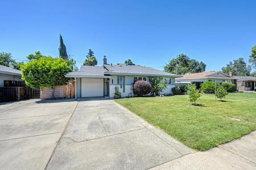 1040 Meadow Road, West Sacramento, CA 95691 - #2